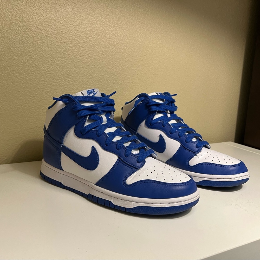 Nike dunk game royals